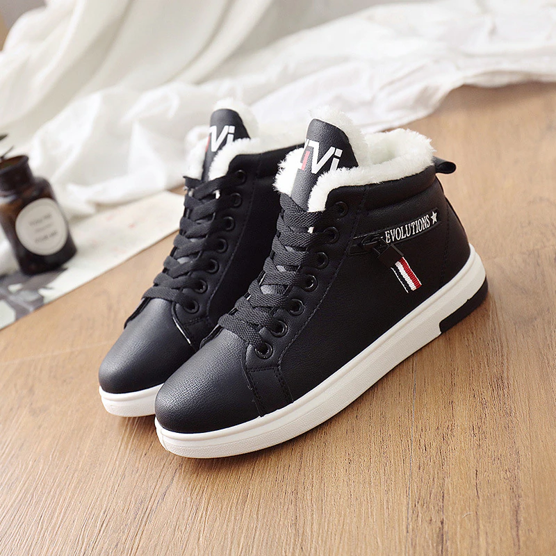 Dahlia - Luxurious, comfortable and lined ankle boots for women