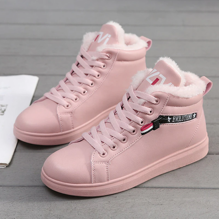 Dahlia - Luxurious, comfortable and lined ankle boots for women