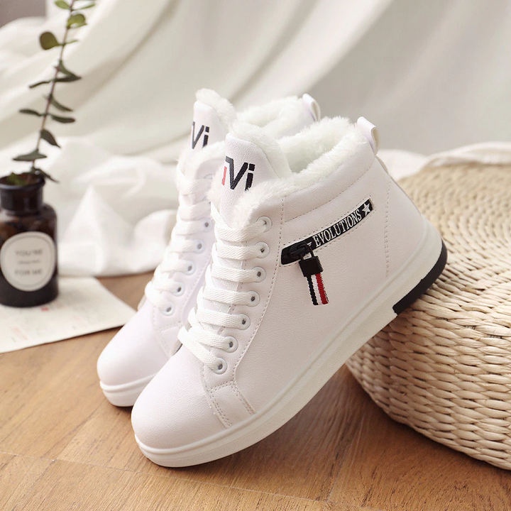 Dahlia - Luxurious, comfortable and lined ankle boots for women