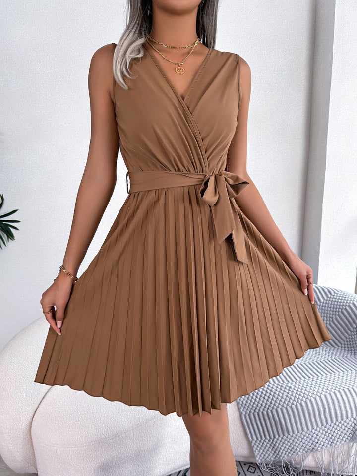 Cathy - Stylish Pleated Mini Dress