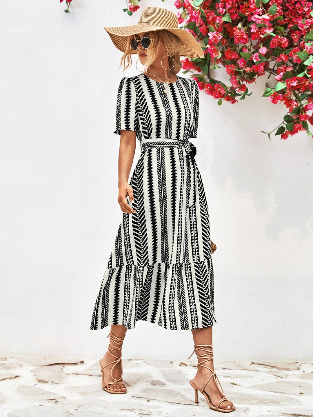 Jeralyn - Elegant Midi Dress with Stylish Stripes