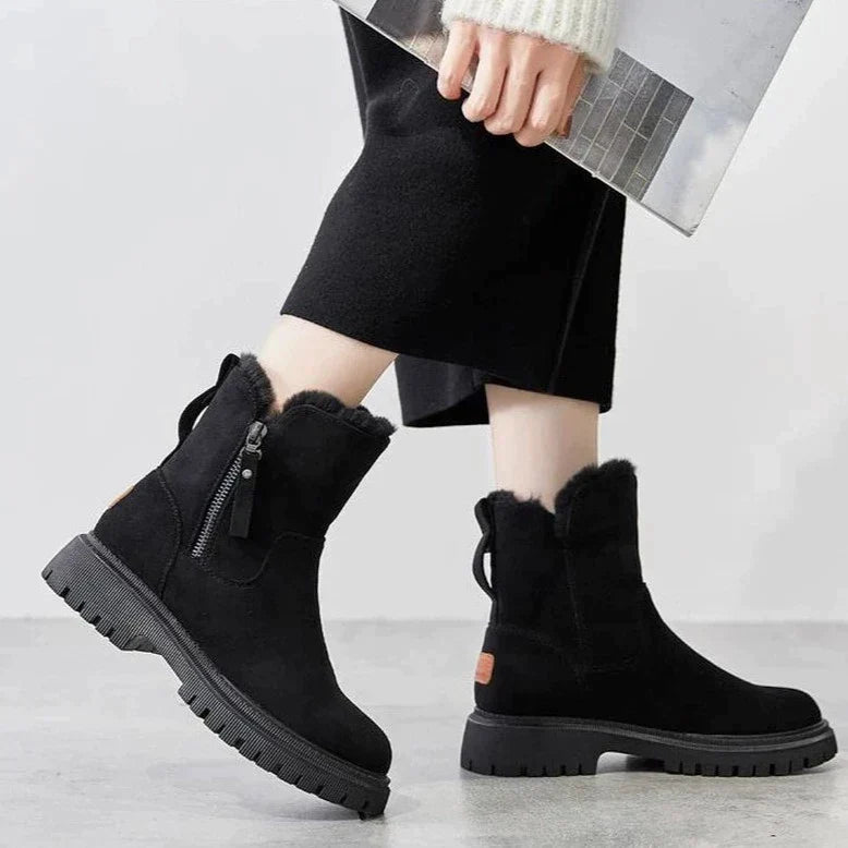 Gabriela - Stylish and Warm Women's Boots with Practical Zipper