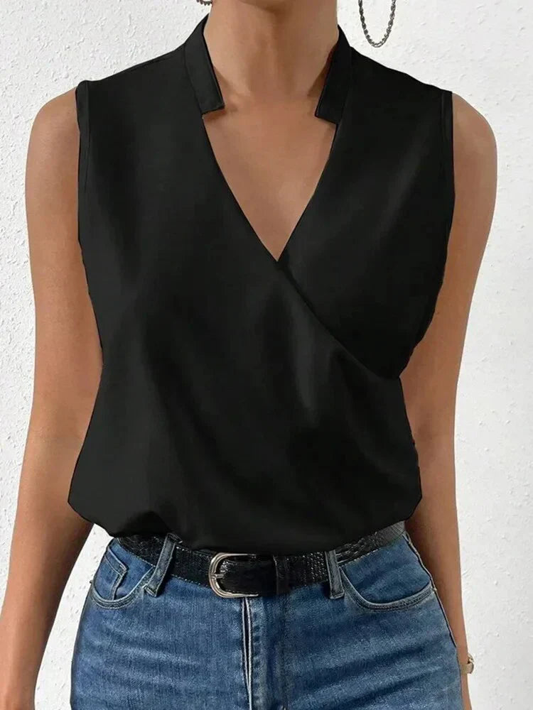 Nora - Elegant Sleeveless Women's V-neck Top for a Summer Look