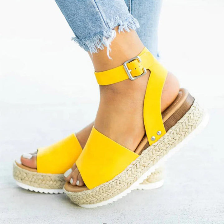 KATOKA - Elegant Women's Sandals for a Chic Summer Look