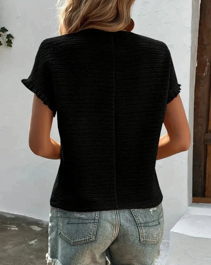 Jinky - Cute Women's Round Neck T-shirt with Short Sleeves