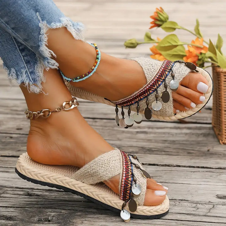 Glenda - Trendy Women's Crisscross Sandals for Comfort and Style