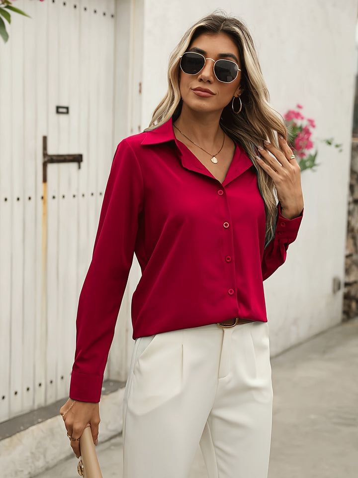 Faye - Stylish and Comfortable Summer Blouse for the Fashion-conscious Woman