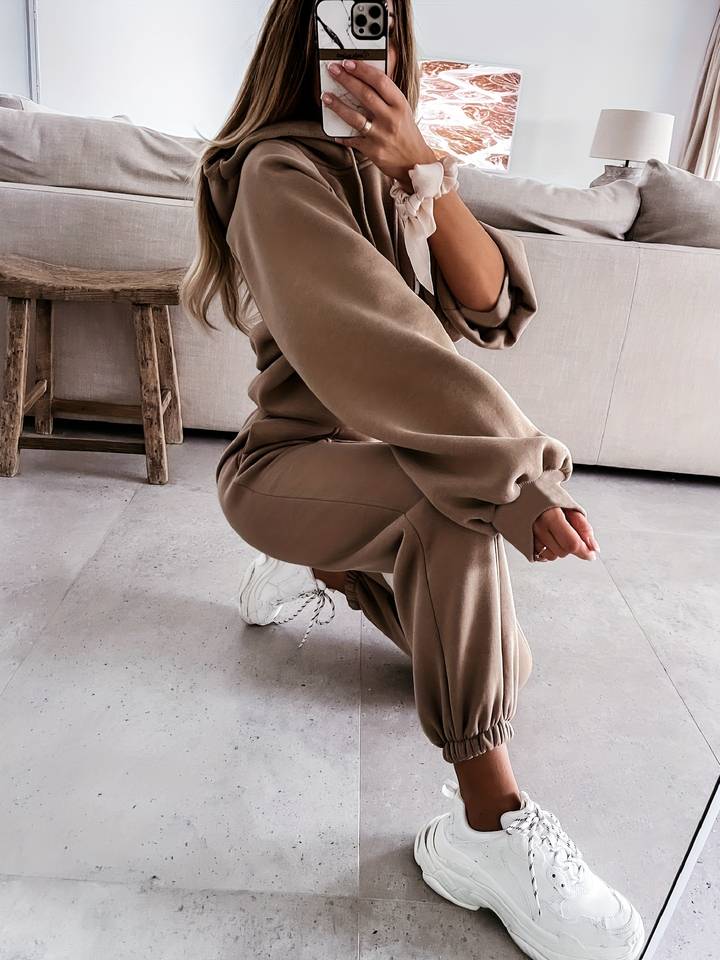 Karina - Stylish Oversized Hoodie and Jogger Set for Women