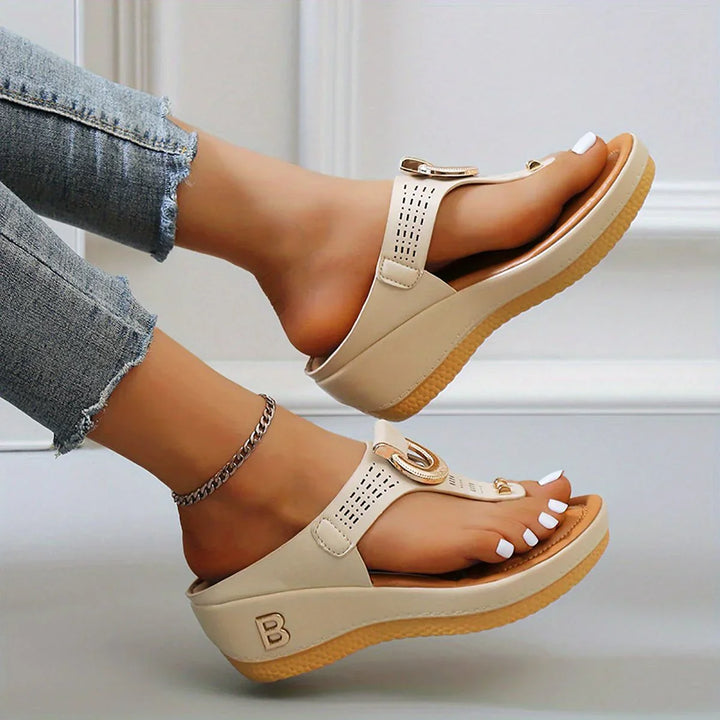 Aveline - Stylish Open-Toe Sandals Perfect for Summer Adventures