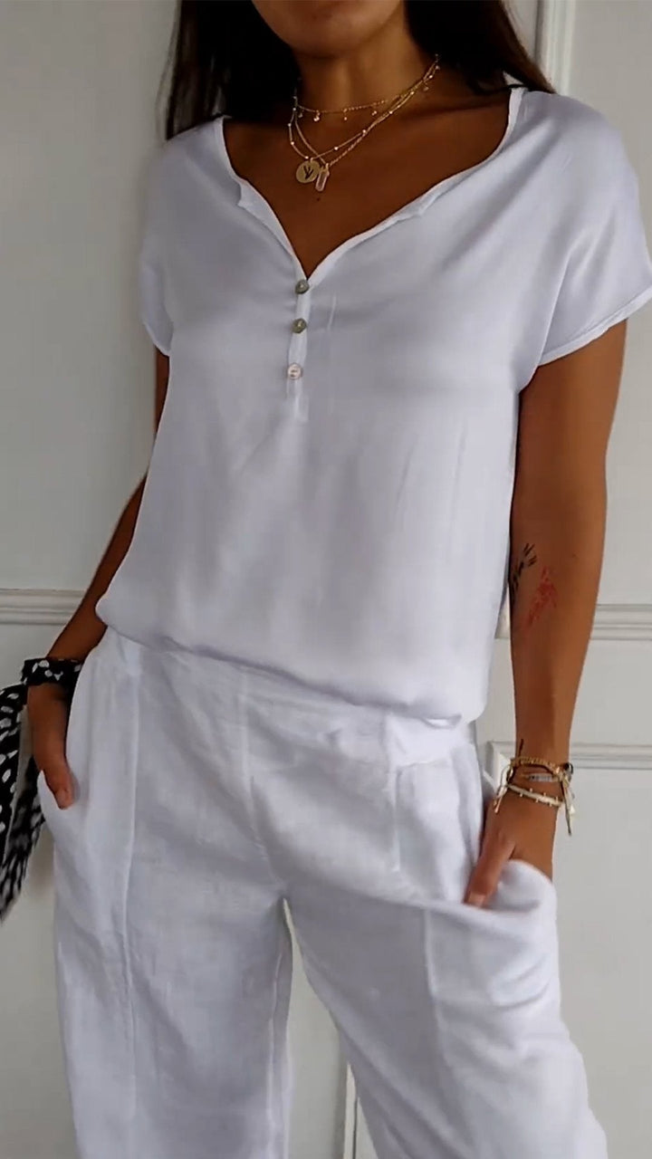 Evelyn - Comfortable V-neck Blouse for Women