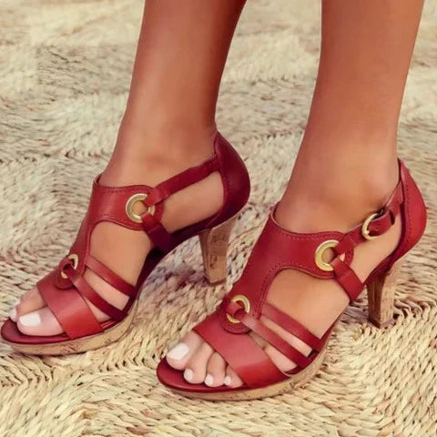 Cynthia - Elegant Sandals with Hollow Design