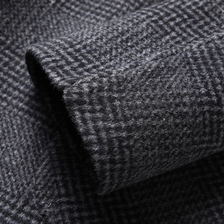 HILO - Elegant Winter Coat for the Modern Man