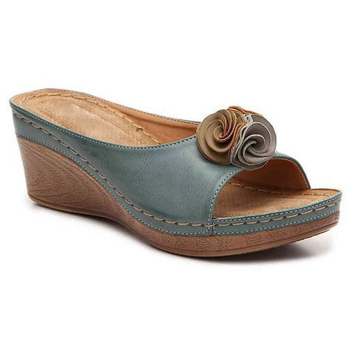 Elegant Orthopaedic Leather Sandals with Floral Details and Comfortable Wedge Heel