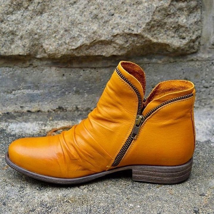 Giulia™ - Leather Boots with Zipper