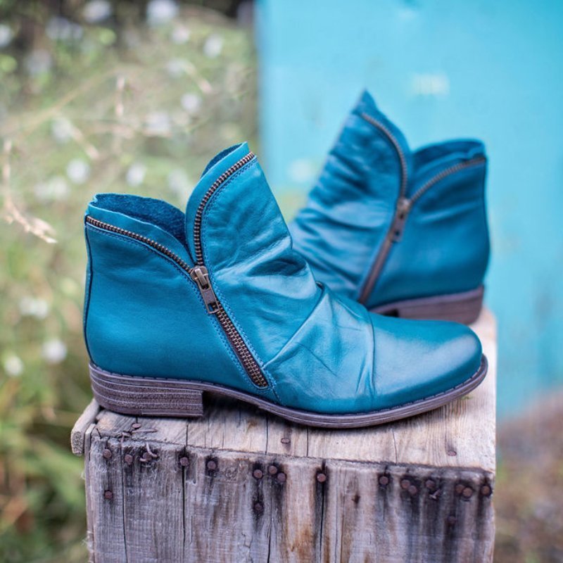 Giulia™ - Leather Boots with Zipper