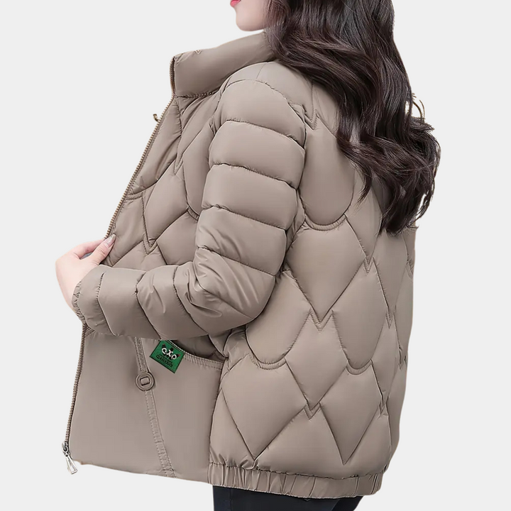 DEANDRA - Stylish Winter Coat for Women with Elegant Touch