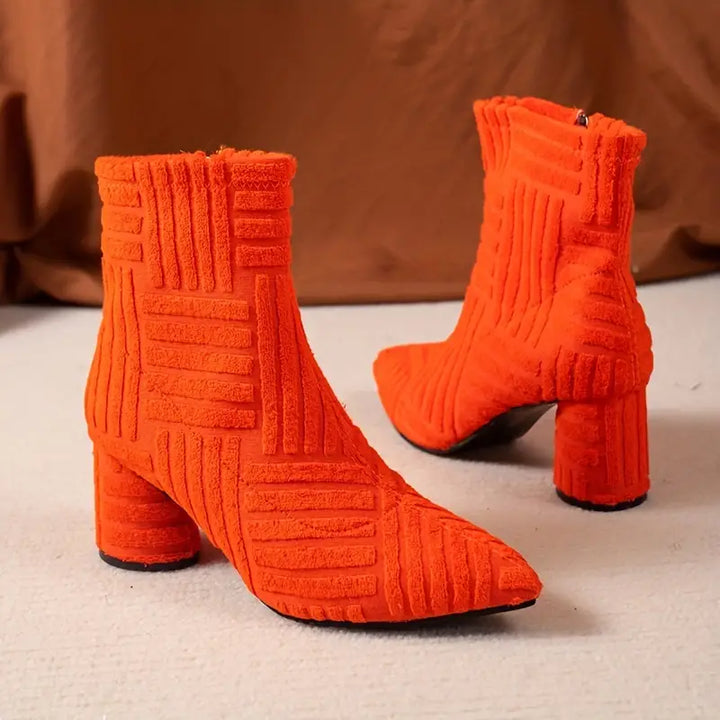 Stylish Women's Boots with Chunky Heel in Trendy Solid Colour - HELENA